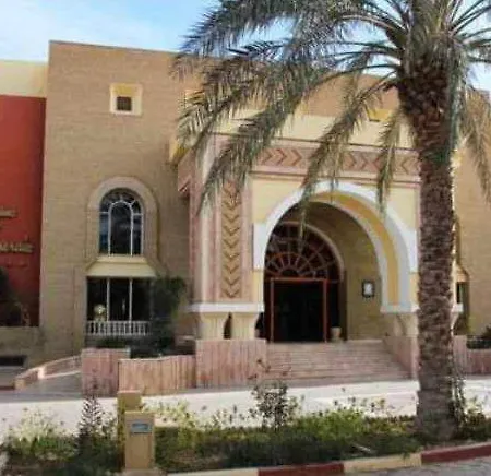 Appartement Chebbi Gobernación de Gobernación de Tozeur Exterior foto
